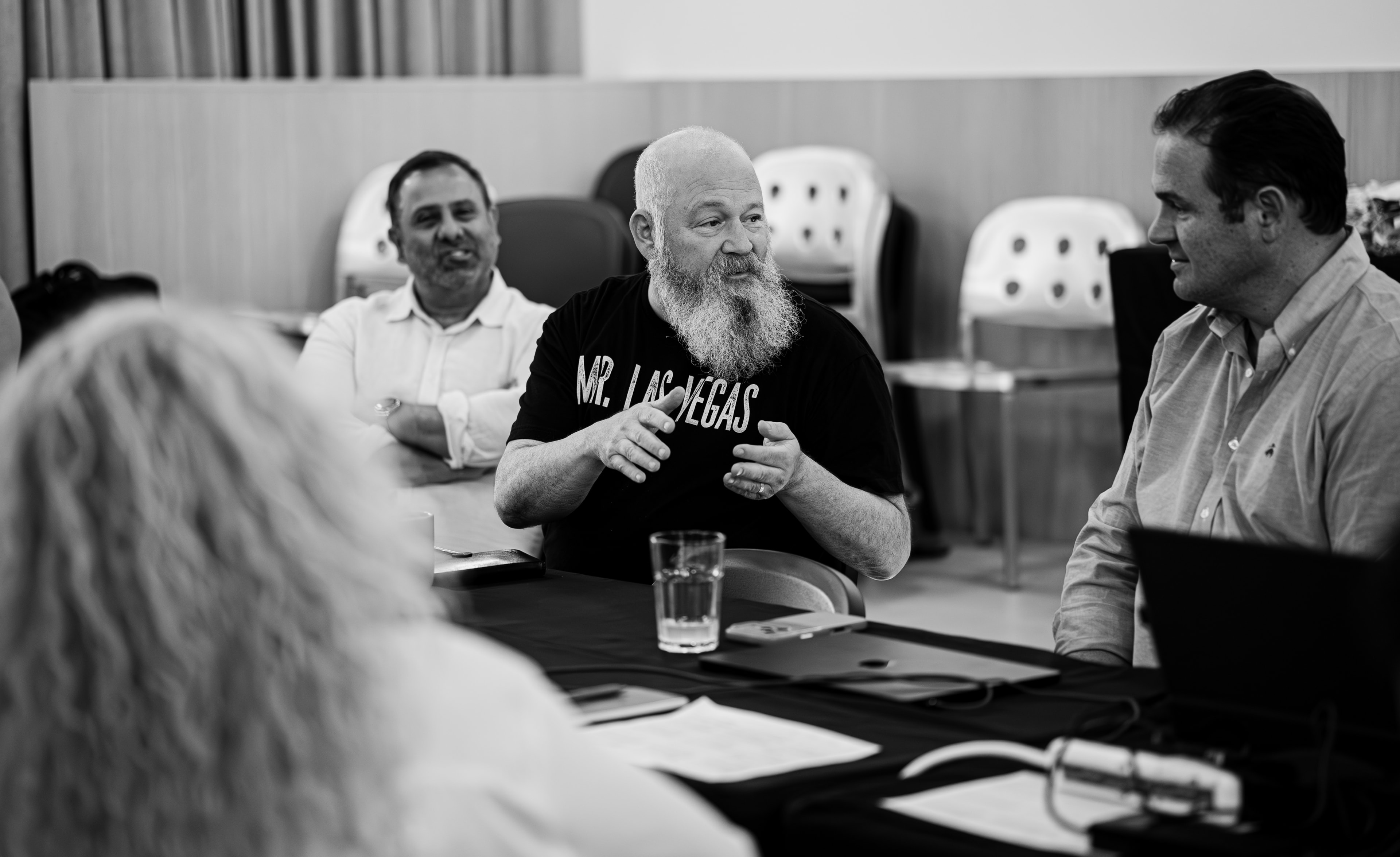 Members in deep discussion at the roundtable session
